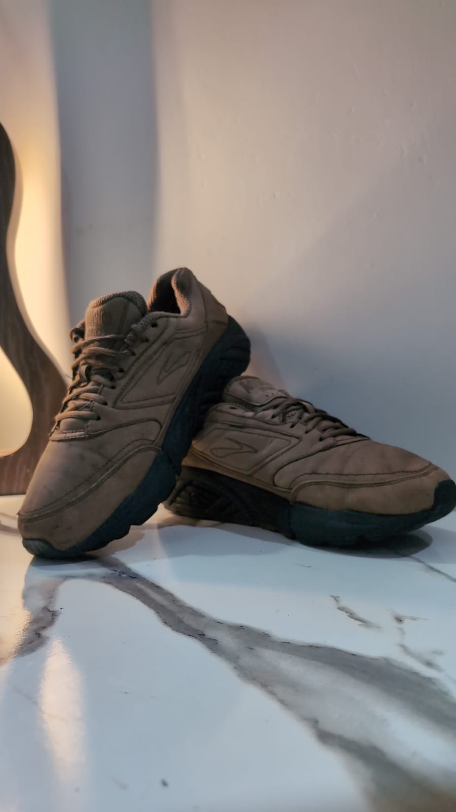 Brooks Addiction Walker - brown image 3